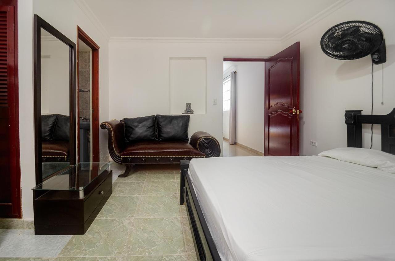 Vivienda Turistica Las Palmas Kartagena Zewnętrze zdjęcie